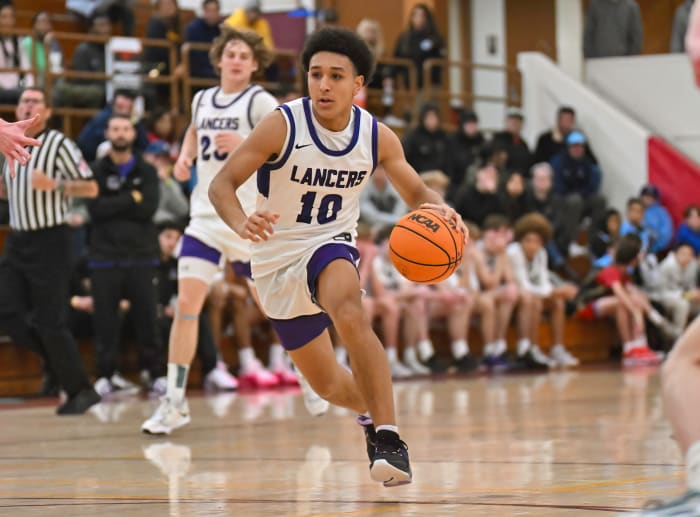 Archbishop Mitty vs Carlsbad Torrey Pines Holiday Classic December 29, 2023 Photo-Justin Fine74
